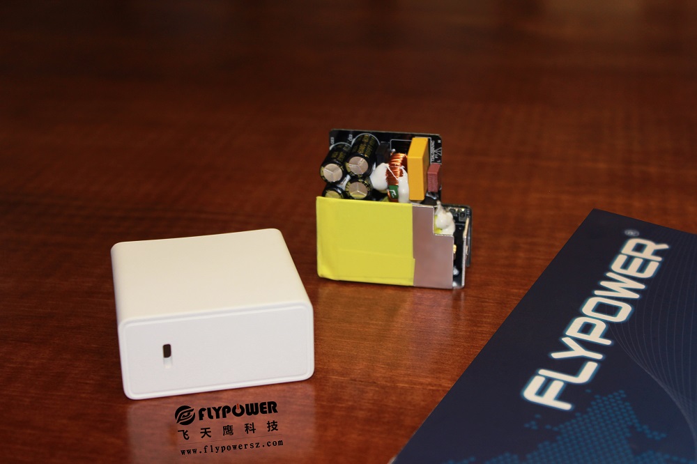 电源适配器厂家|除了芯片，高端电容电阻我们也很需要