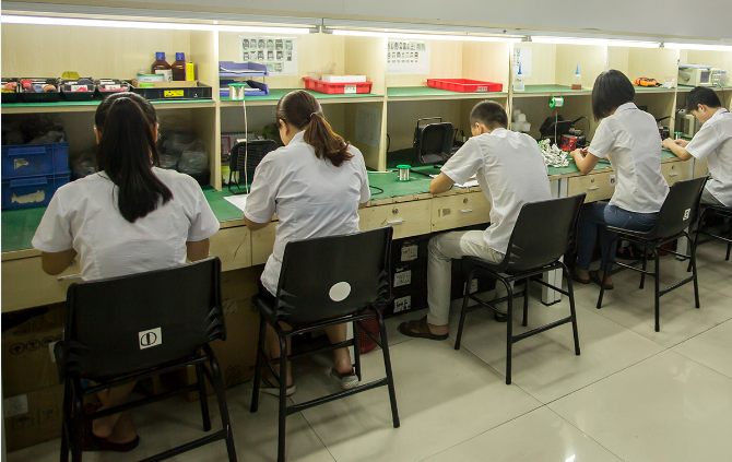 电源适配器生产厂家|揭秘为何手机要用锂电池？