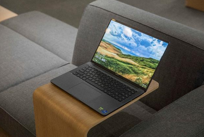 电源适配器|夏季高温，快给你的笔记本换上好的充电器！